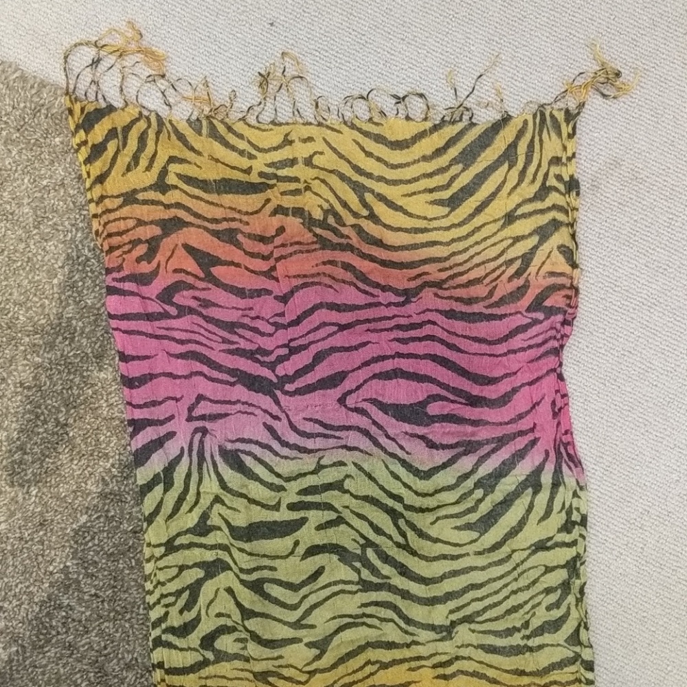 Multicolored Zebra Scarf - Picture 4 of 6